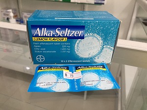 アルカセルツァー Alka Seltzer 錠 1箱 頭痛薬 鎮痛 消炎 剤 健康 Ems